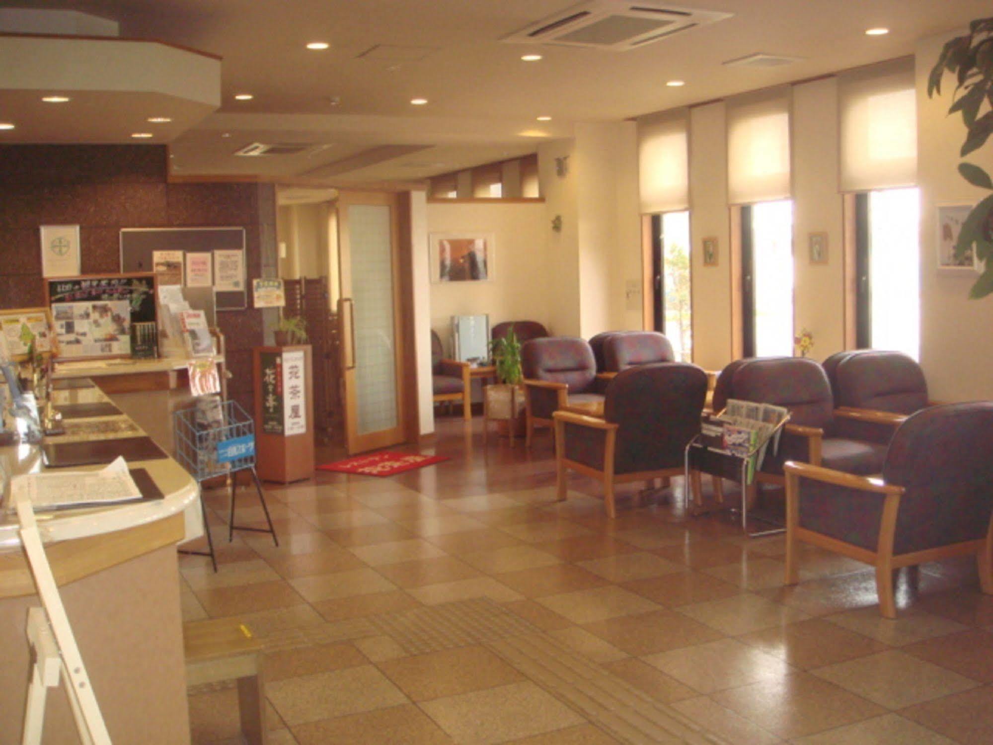 Hotel Route-Inn Akita Tsuchizaki Экстерьер фото
